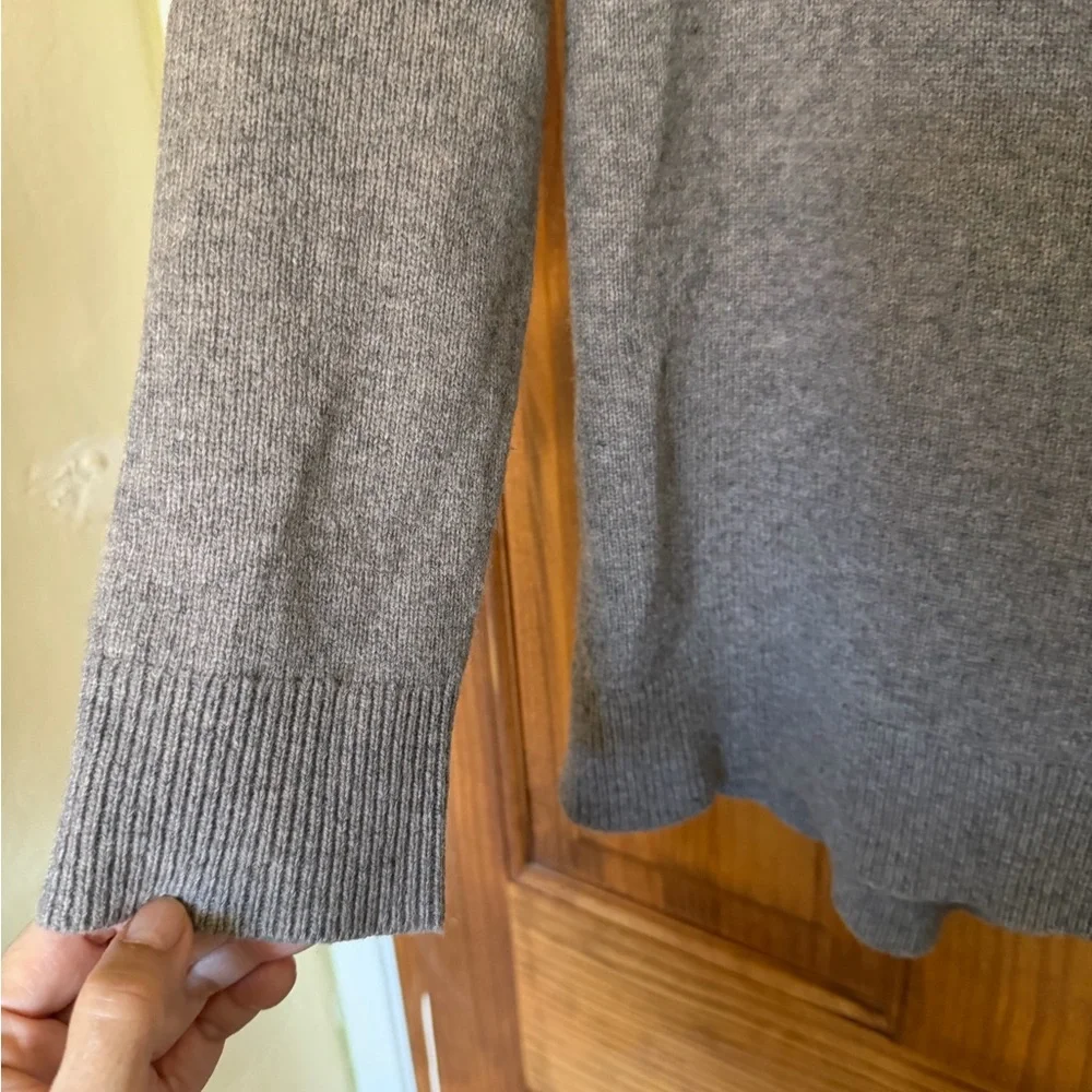 Kate Spade tan Sweater with Black Bow - Picture 3 of 8